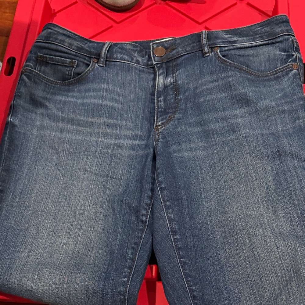 Loft Curvy Straight Denim Jeans